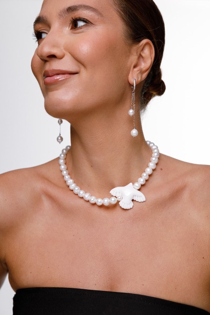 Pearl Choker with Bird (Large)