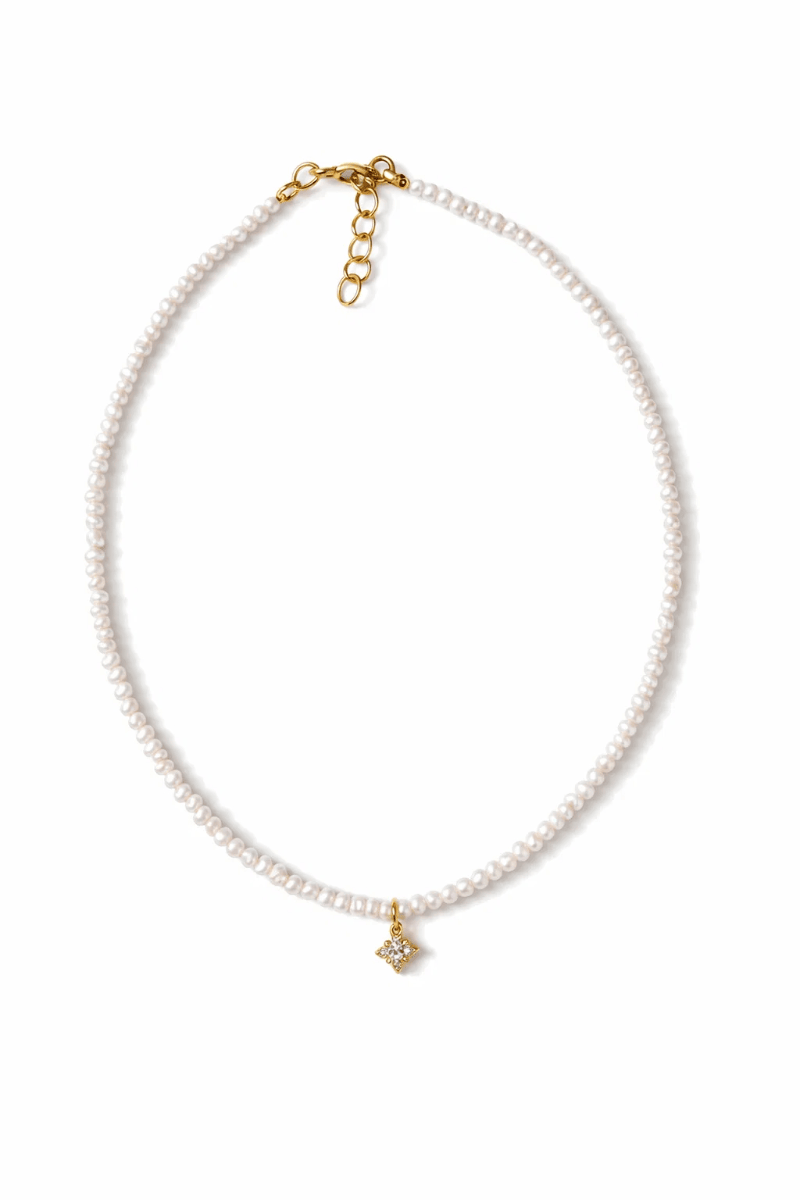 Micro-Pearl Choker with Clover