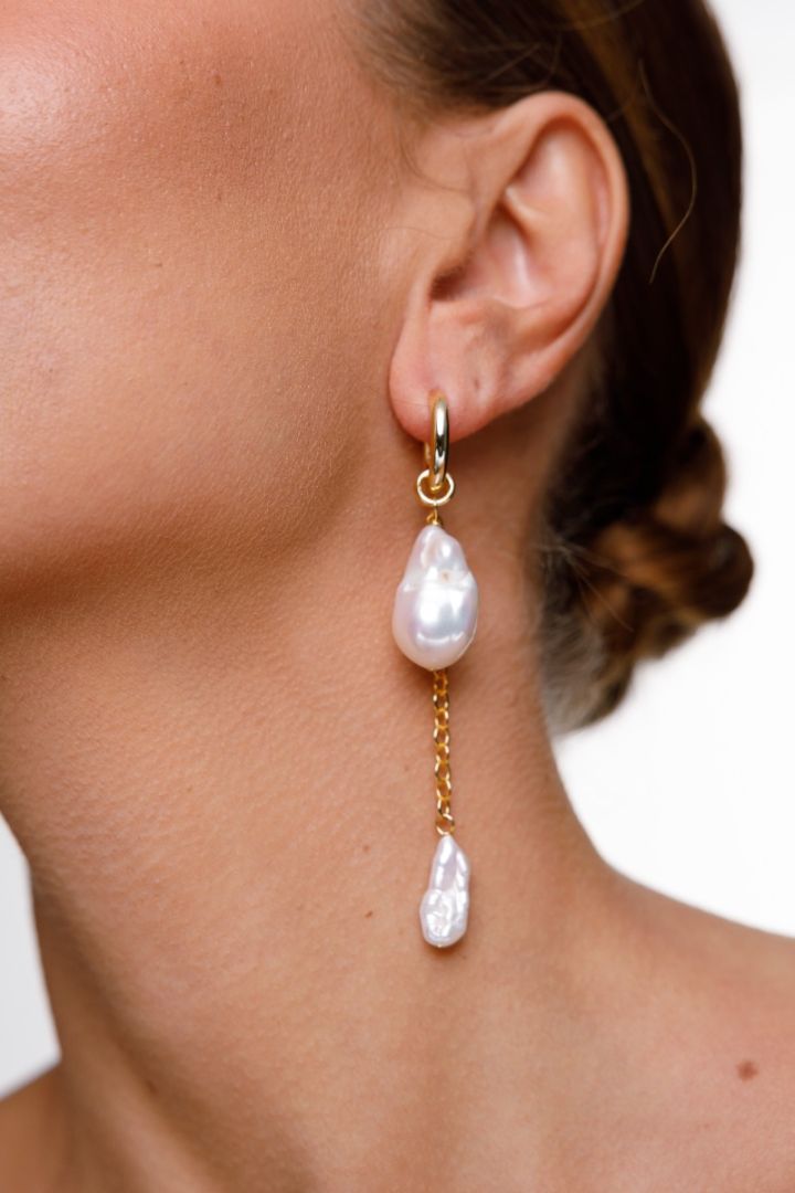 Hoop Earrings with Removable Charms (Natural Pearls, Brass, Gold Plated)