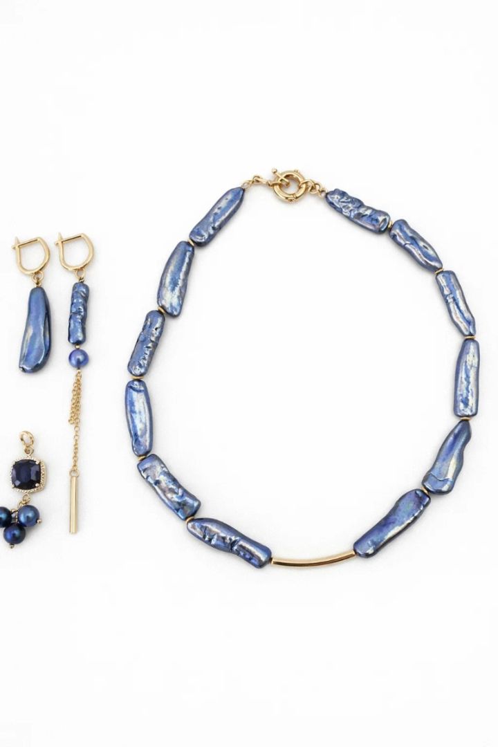 Намисто асиметричне з синіх прямокутних перлин