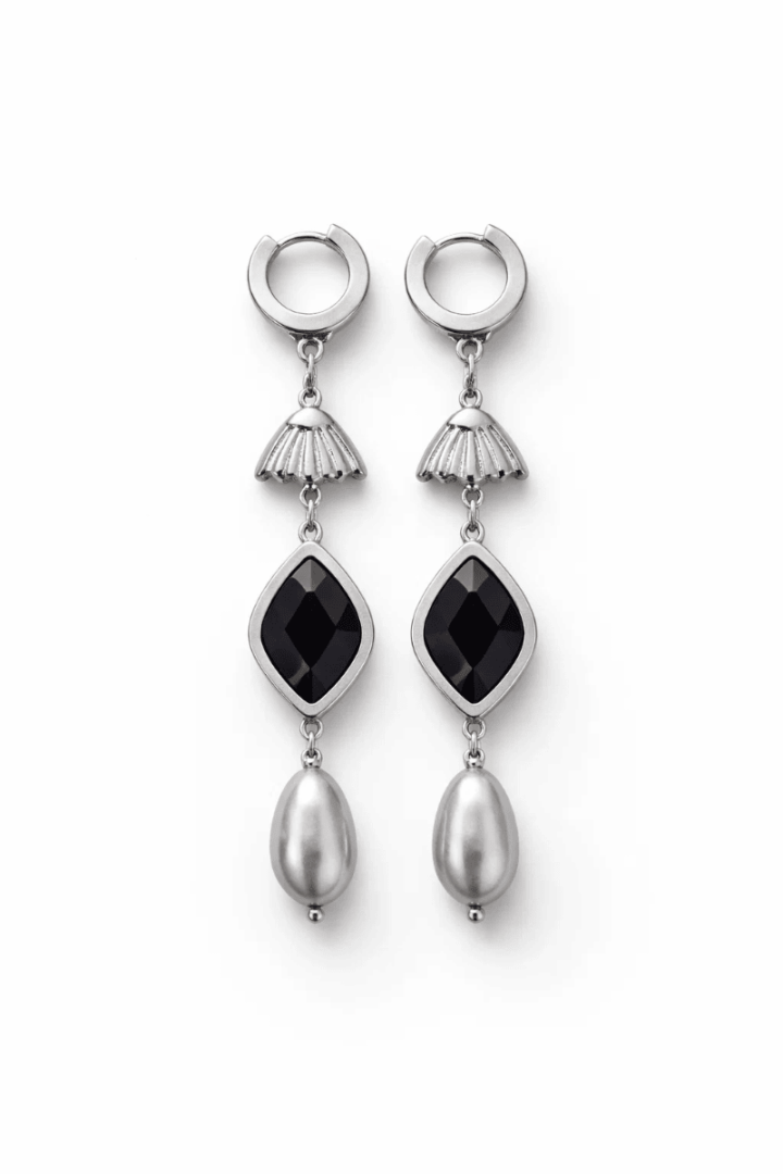 Сережки з синім конектором, сірими перлами та рибкою, посріблення